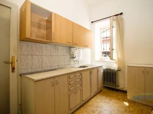 Pronájem kanceláře, Praha - Žižkov, Vlkova, 80 m2