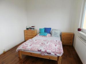 Pronájem bytu 2+kk, Jablonec nad Nisou, Skelná, 41 m2