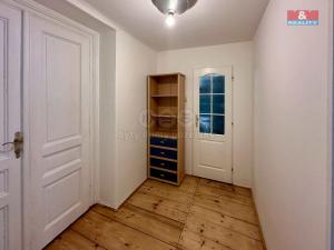Pronájem bytu 1+kk, Litomyšl - Litomyšl-Město, Smetanovo náměstí, 31 m2