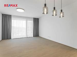 Pronájem bytu 2+kk, Praha - Modřany, Mezi vodami, 54 m2
