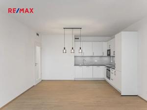 Pronájem bytu 2+kk, Praha - Modřany, Mezi vodami, 54 m2