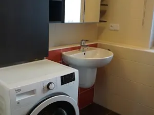 Pronájem bytu 2+kk, Praha - Dejvice, Lindleyova, 70 m2