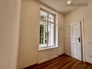 Pronájem bytu 1+1, Praha - Nové Město, Lublaňská, 40 m2