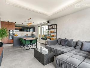 Prodej bytu 3+kk, Praha - Strašnice, Zvěřinova, 98 m2
