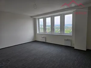 Pronájem bytu 3+kk, Chomutov, Žižkovo náměstí, 97 m2