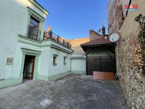 Pronájem bytu 3+kk, Žatec, Žižkovo náměstí, 100 m2