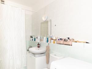 Pronájem bytu 2+kk, Praha - Vysočany, Podkovářská, 48 m2