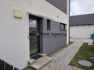 Pronájem rodinného domu, Vestec, Průběžná, 100 m2