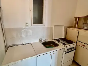 Prodej bytu 3+kk, Praha, Na Zderaze, 77 m2