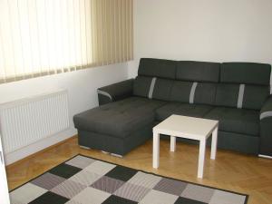 Pronájem kanceláře, Ostrava - Moravská Ostrava, Veleslavínova, 202 m2