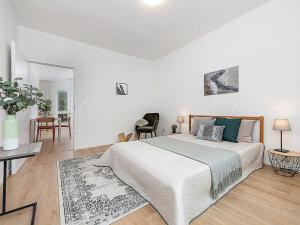 Prodej bytu 3+kk, Praha - Malešice, Chotutická, 57 m2