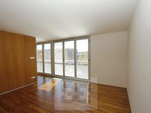 Prodej bytu 2+kk, Praha - Vysočany, Ocelářská, 66 m2