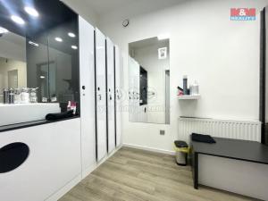 Pronájem obchodního prostoru, Uherské Hradiště, Masarykovo náměstí, 103 m2