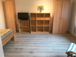 Pronájem bytu 1+1, Frýdek-Místek, Lískovecká, 30 m2