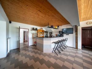 Prodej rodinného domu, Trhové Sviny, 379 m2