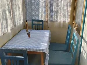 Pronájem chaty, Praha - Dejvice, Na Pučálce, 19 m2