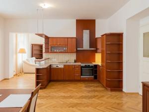 Pronájem bytu 3+1, Praha - Vinohrady, Chorvatská, 137 m2