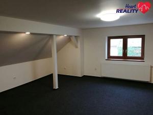 Pronájem bytu 1+1, Kravaře, 45 m2