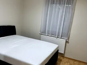 Pronájem bytu 3+kk, Jesenice, Mezi Domy, 66 m2