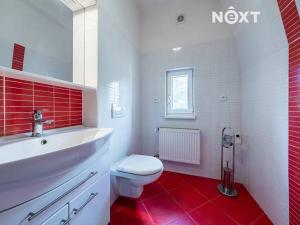 Prodej vícegeneračního domu, Kácov, 320 m2