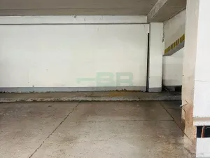 Prodej garážového stání, Praha - Řepy, Laudova, 11 m2