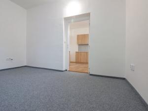 Pronájem bytu 2+1, Liberec - Liberec XIV-Ruprechtice, Zákopnická, 39 m2