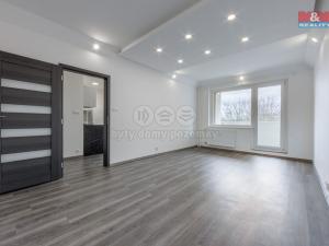 Pronájem bytu 2+1, Karlovy Vary, Charkovská, 49 m2