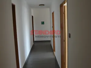 Pronájem výrobních prostor, Neurazy, 273 m2