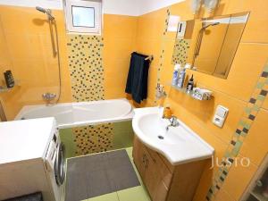 Pronájem bytu 3+kk, Písek, V Portyči, 68 m2