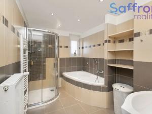 Prodej rodinného domu, Chrást, Bezovka, 220 m2