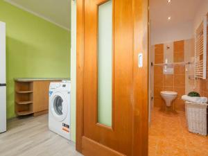 Pronájem bytu 3+1, Český Krumlov, Sídliště Plešivec, 75 m2