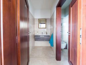 Prodej obchodního prostoru, Jinočany, Severní, 1000 m2