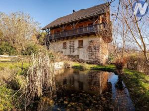 Prodej rodinného domu, Vlachovo Březí, 404 m2