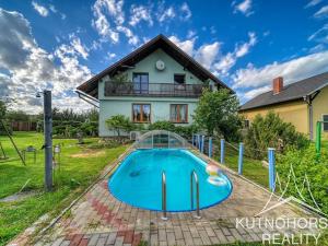 Prodej rodinného domu, Červené Janovice, 144 m2