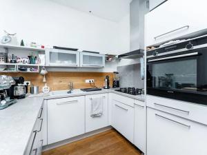 Prodej bytu 3+1, Praha - Holešovice, Letohradská, 79 m2