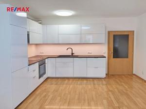 Prodej bytu 2+kk, Praha - Libeň, V zahradách, 60 m2