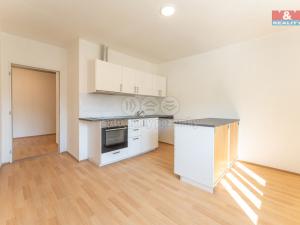 Prodej rodinného domu, Liběchov, nám. V. Levého, 1120 m2