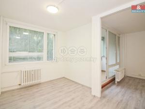 Pronájem bytu 3+1, Praha - Kobylisy, Slancova, 72 m2