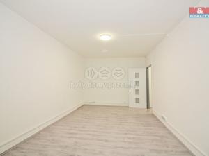 Pronájem bytu 3+1, Praha - Kobylisy, Slancova, 72 m2