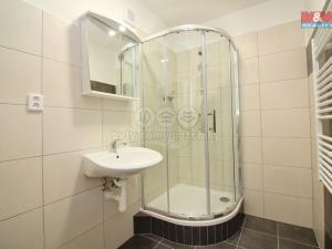 Pronájem bytu 3+1, Praha - Kobylisy, Slancova, 72 m2