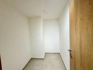 Pronájem bytu 2+kk, Praha - Hloubětín, Poděbradská, 55 m2