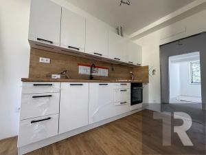 Pronájem bytu 2+1, Nýřany, Masarykovo náměstí, 70 m2