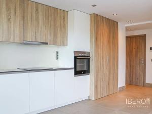 Prodej bytu 4+kk, Mijas, Španělsko, Calle Chacolí de La Cala Golf, 102 m2
