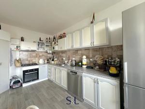 Pronájem bytu 4+1, Česká Lípa, Hradecká, 98 m2