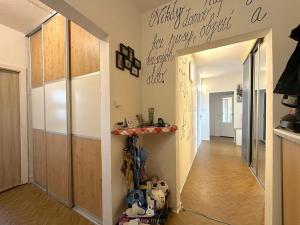 Pronájem bytu 4+1, Česká Lípa, Hradecká, 98 m2