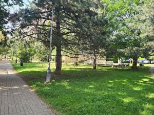 Pronájem bytu 1+1, Praha - Letňany, Dobratická, 31 m2
