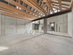 Prodej rodinného domu, Kozlov, 850 m2