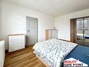 Pronájem bytu 3+1, Plzeň, Macháčkova, 70 m2