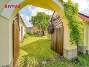 Prodej rodinného domu, Oselce, 128 m2