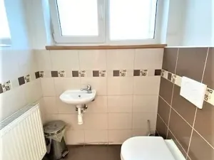 Pronájem kanceláře, Plzeň, Velenická, 85 m2